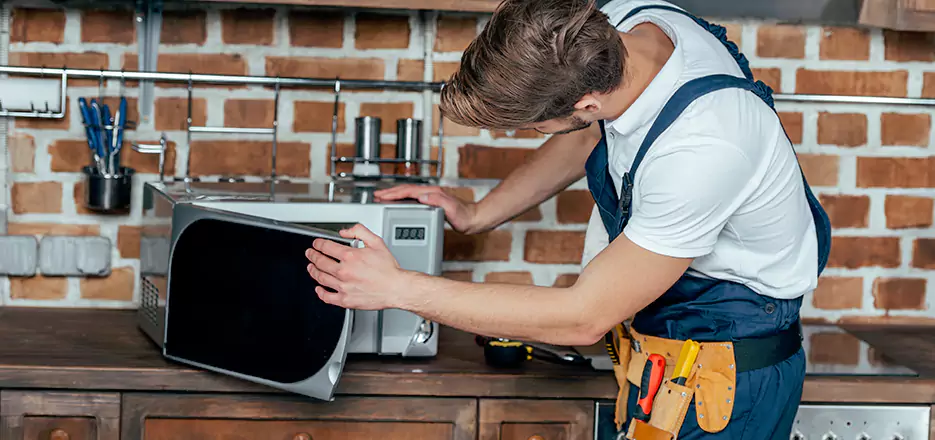 In-Home Microwave Repair in Leominster