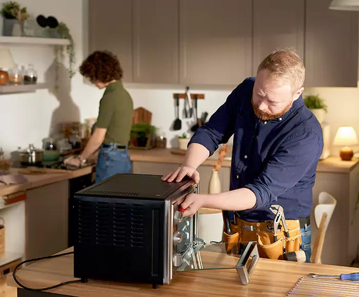 Top-Rated Oven Specialists: Your Certified Oven Repair Technician Crew in Leominster, MA