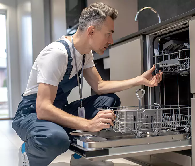 Why Leominster Homeowners Pick Leominster Appliance Pro for Every Dishwasher Breakdown?